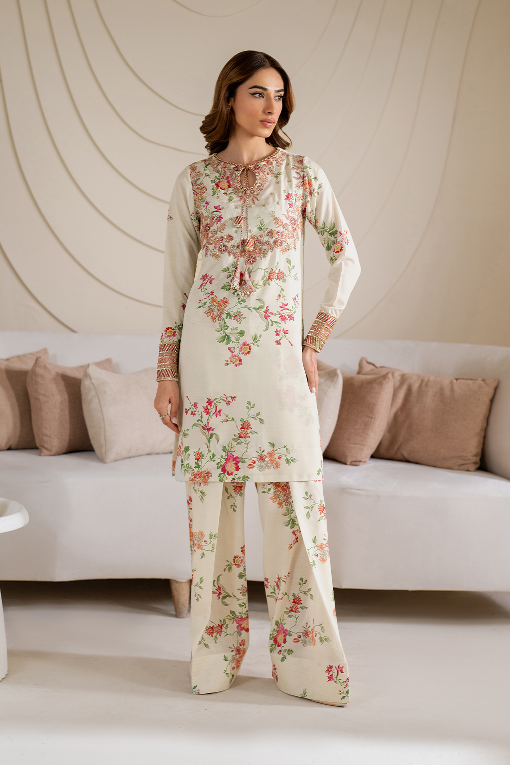 Iznik Luxury Silk With Patches