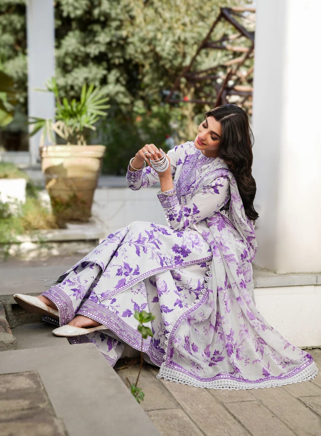 Aneelas Emb Luxury Lawn 3PC