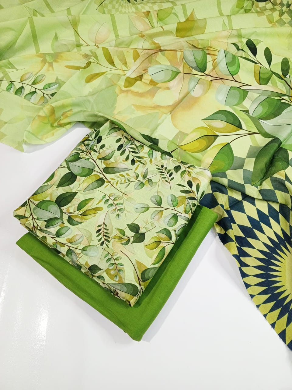 Alkaram Series 3PC Lawn