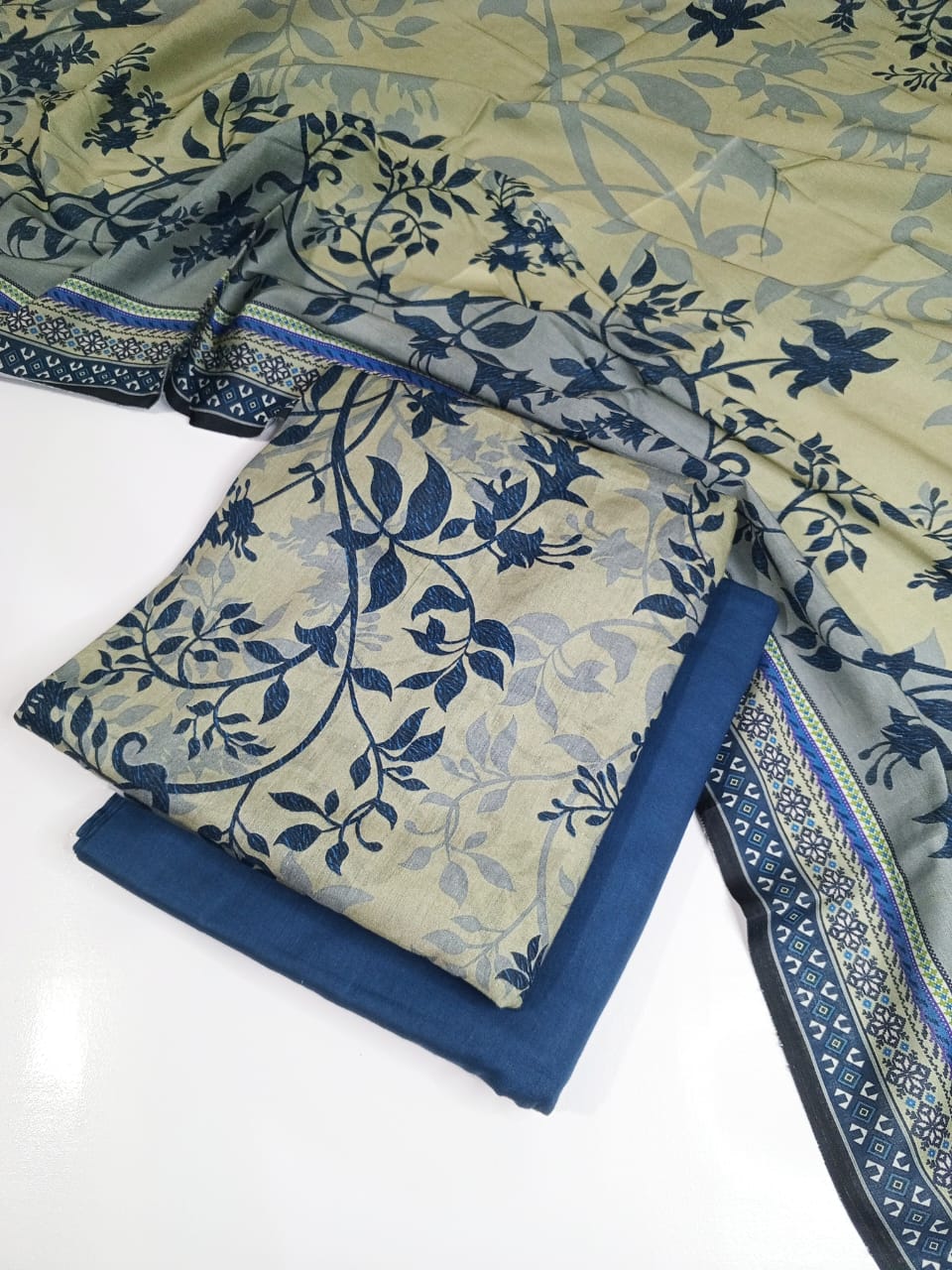 Alkaram Series 3PC Lawn