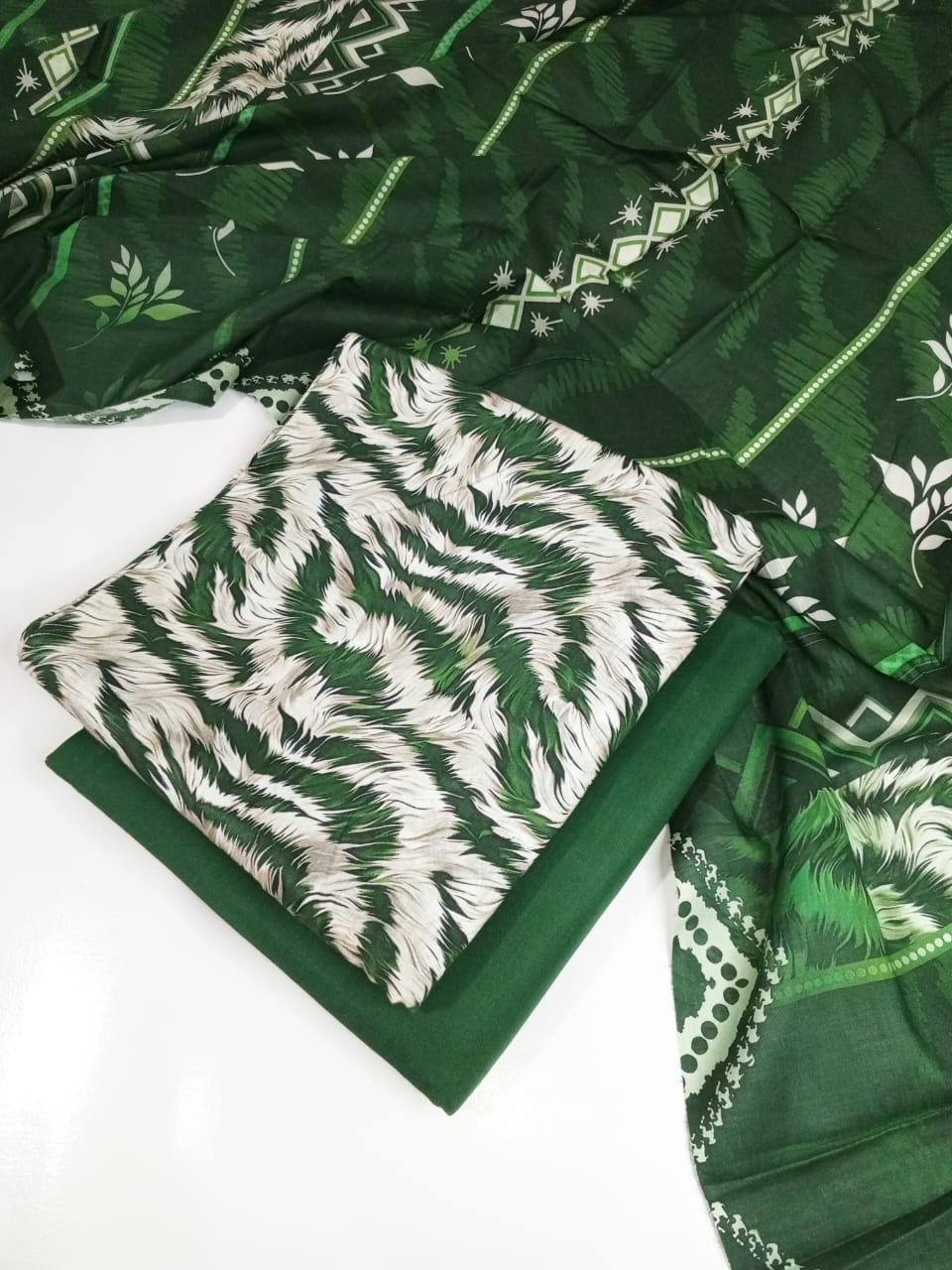 Alkaram Series 3PC Lawn
